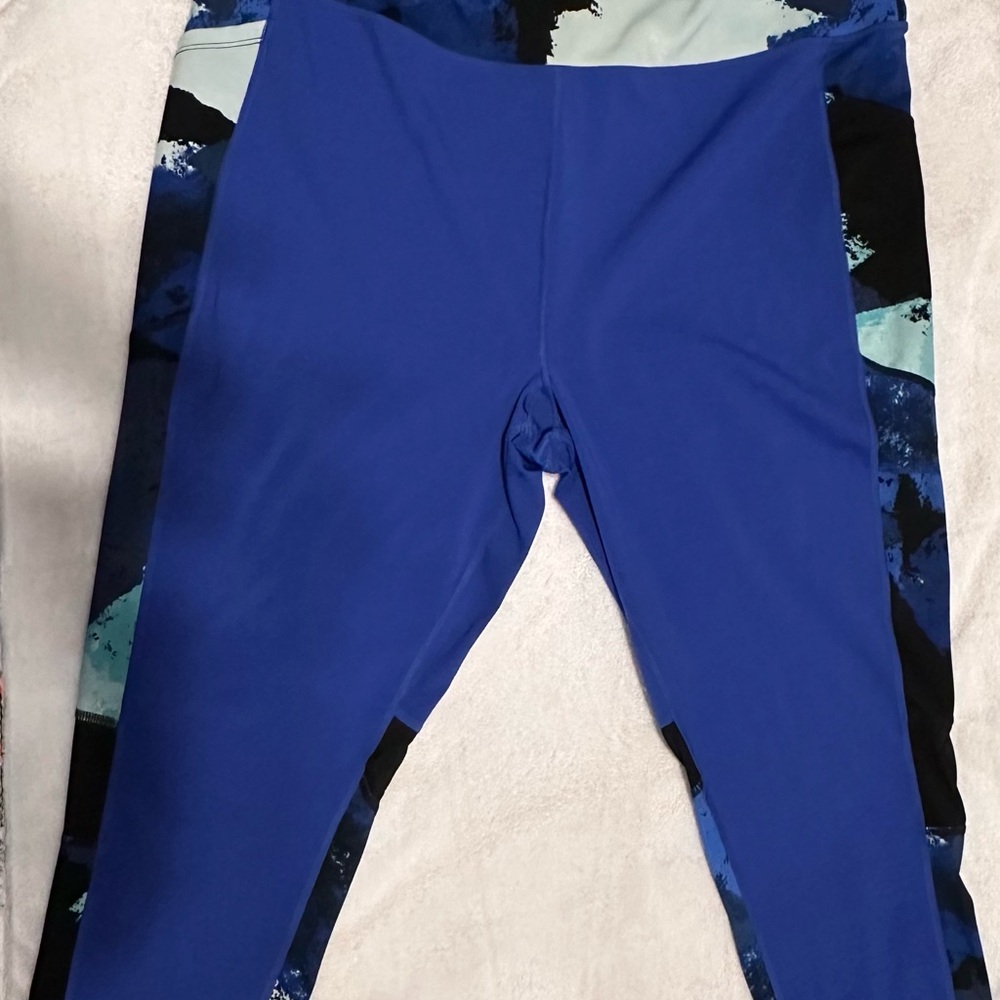 LuLaRoe Fearless Crop Fitness Leggings - 3X